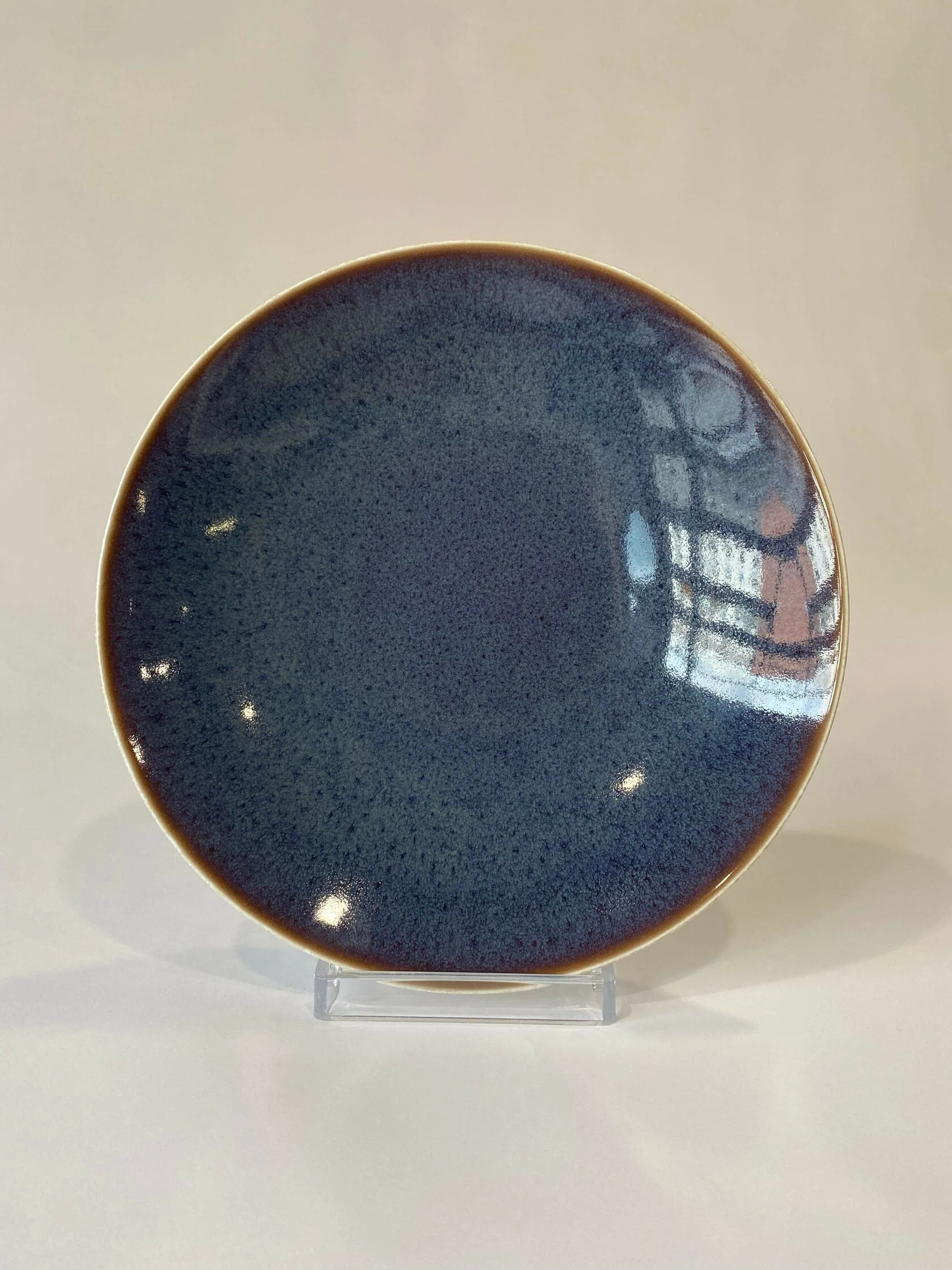 Тарелка глубокая Royal Crown Derby Art Glaze Pressed Mulberry 25,5 см, Фиолетовый