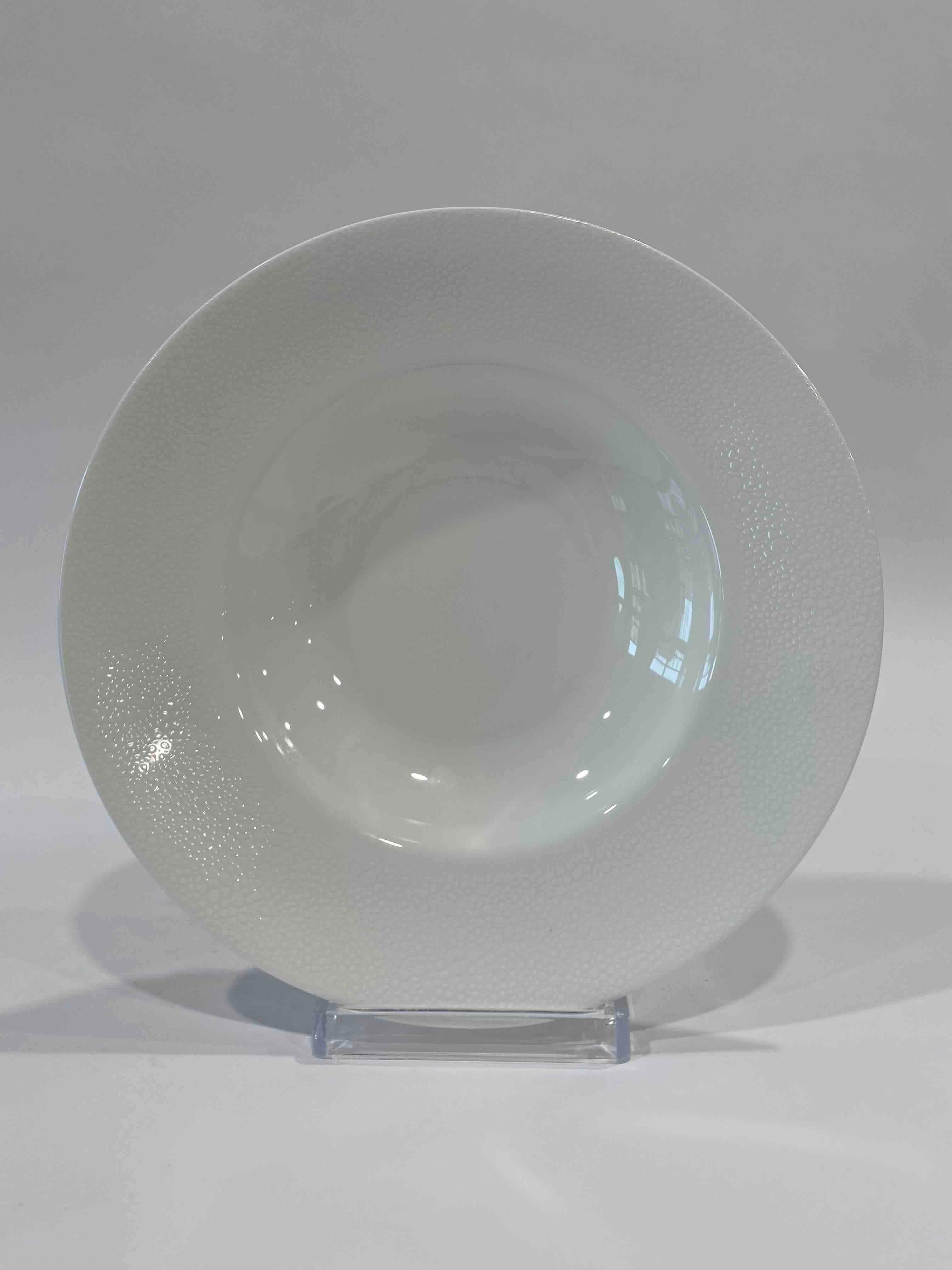 Тарелка-шляпа Royal Crown Derby Effervesce White 27 см, Белый