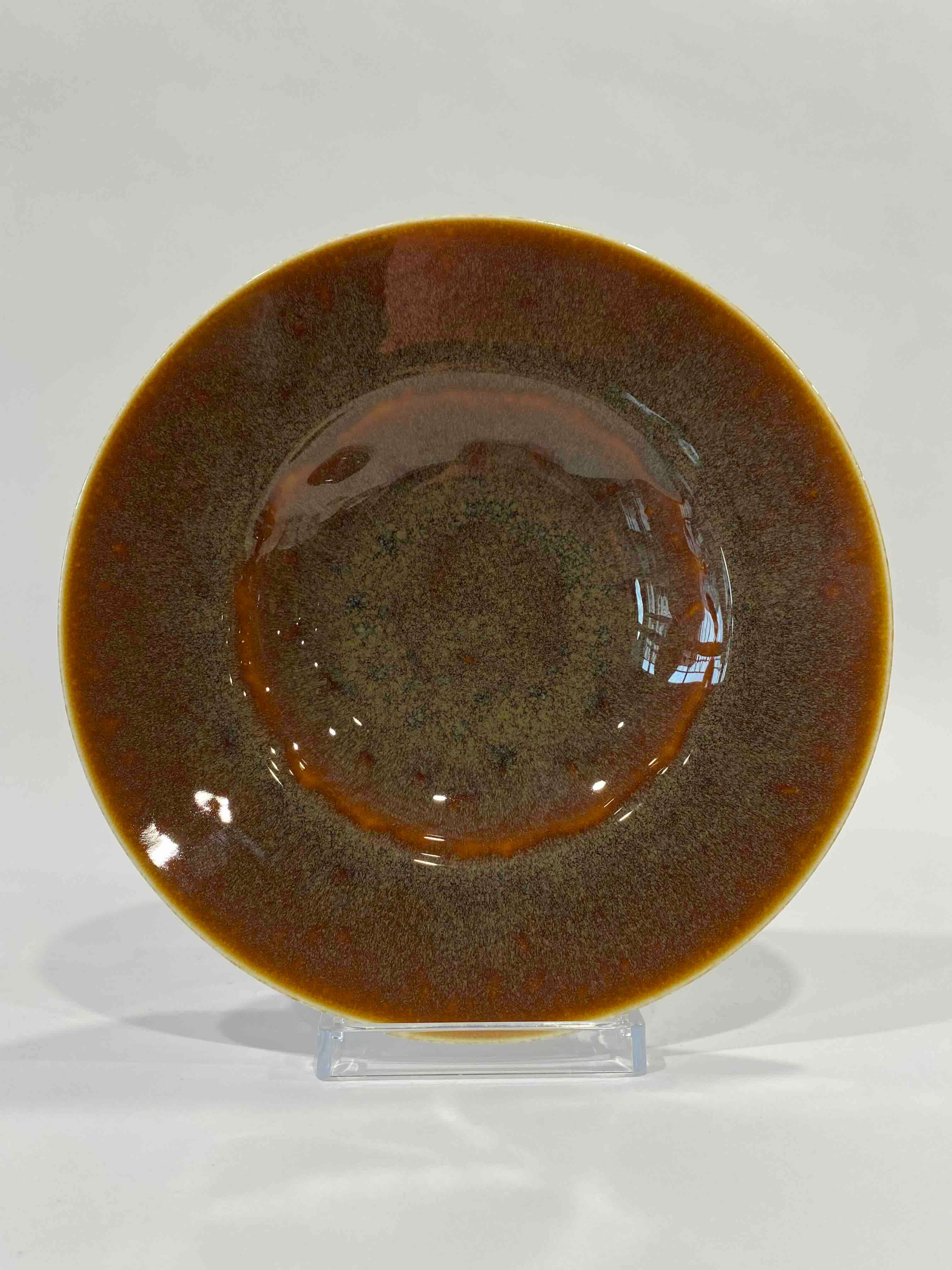 Тарелка-шляпа Royal Crown Derby Art Glaze Flamed Caramel 27 см, Бежевый