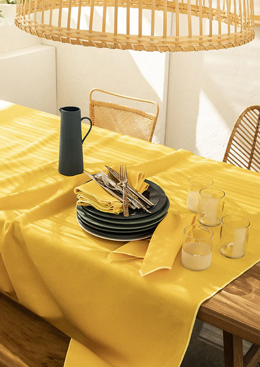 Сервировка стола к 8 марта 5