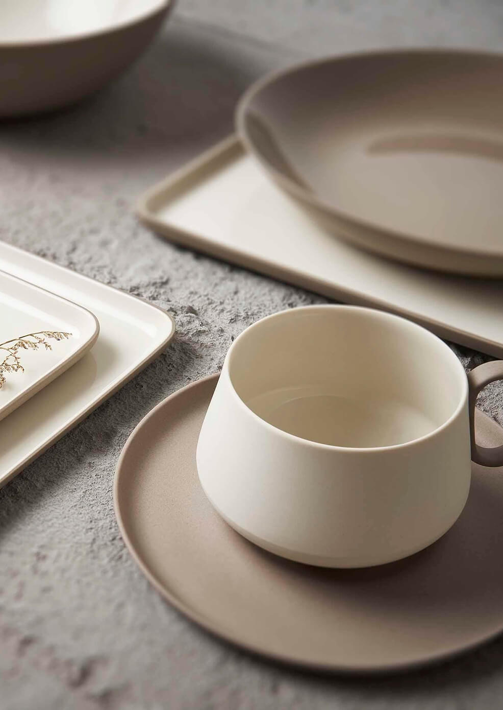 Сервировка стола к 8 марта 3